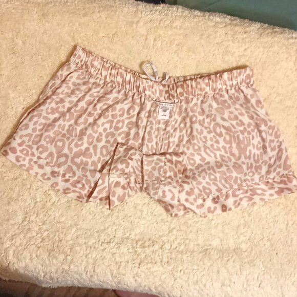 EUC ~ Victoria's Secret Cheetah Print Satin Sleep Shorts (Size:  Medium) - Picture 4 of 6